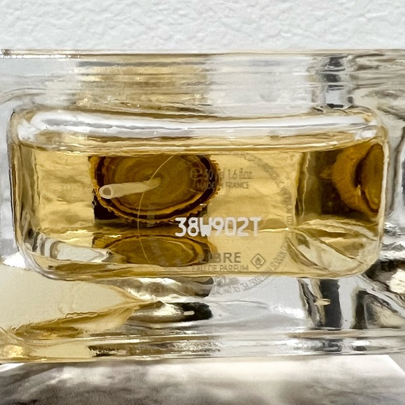 YSL Libre Perfume - Picture 5 of 6